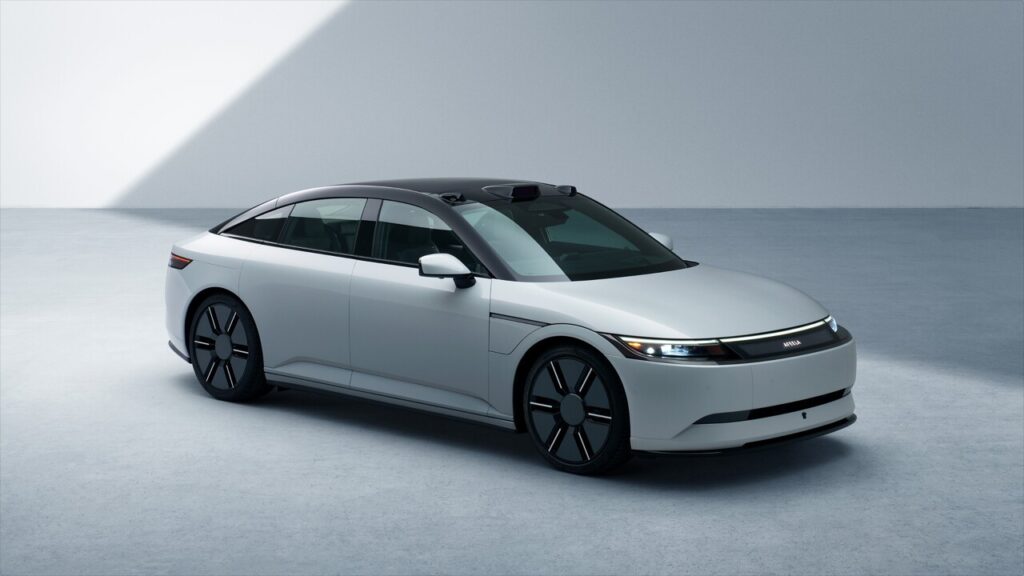 소니혼다모빌리티의 전기차 프로젝트 중단으로 출시가 무산된 아필라1 전기차